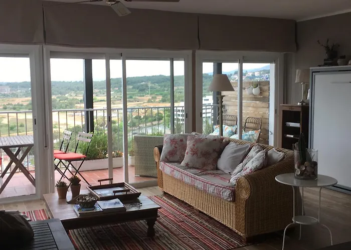 아파트 Sea Views Penthouse *