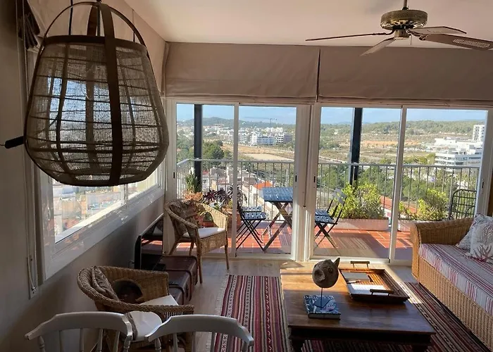 Sea Views Penthouse סיטגס