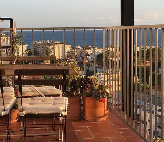 Sea Views Penthouse *