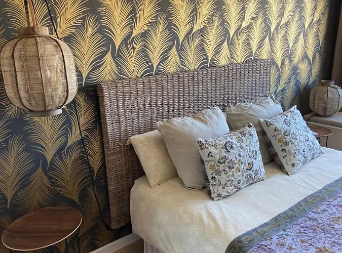 Sea Views Penthouse *